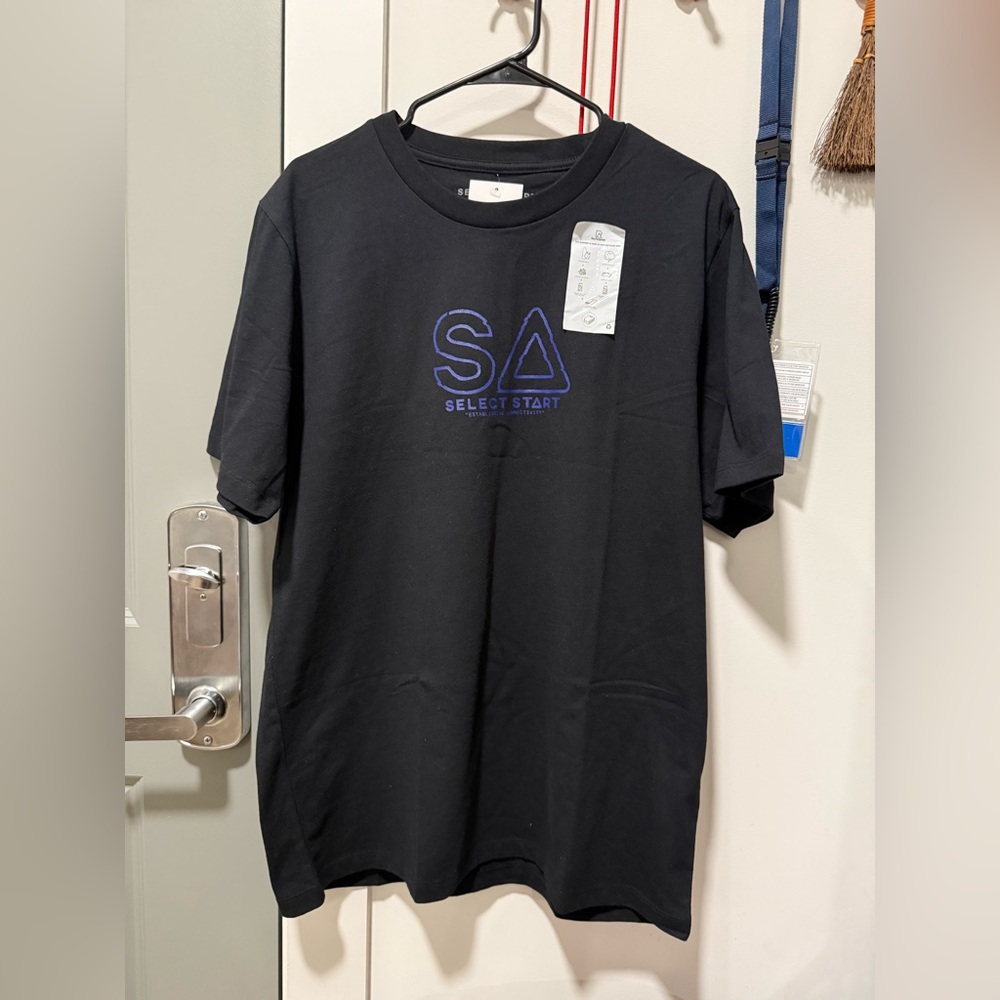 URBAN OUTFITTERS | “Select Start” T-Shirt Large NWT